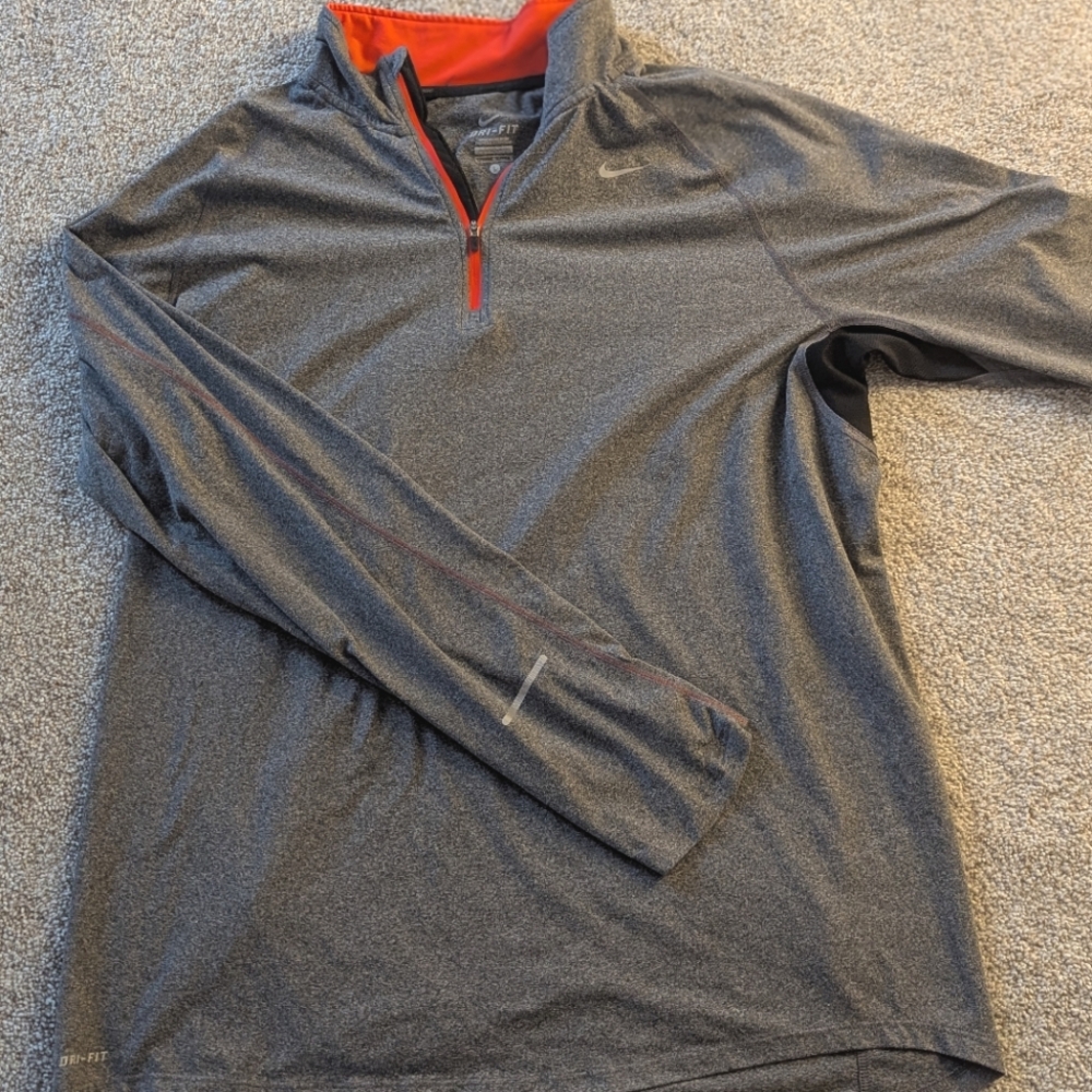 Nike Dri-Fit Men's Quarter Zip, Size L